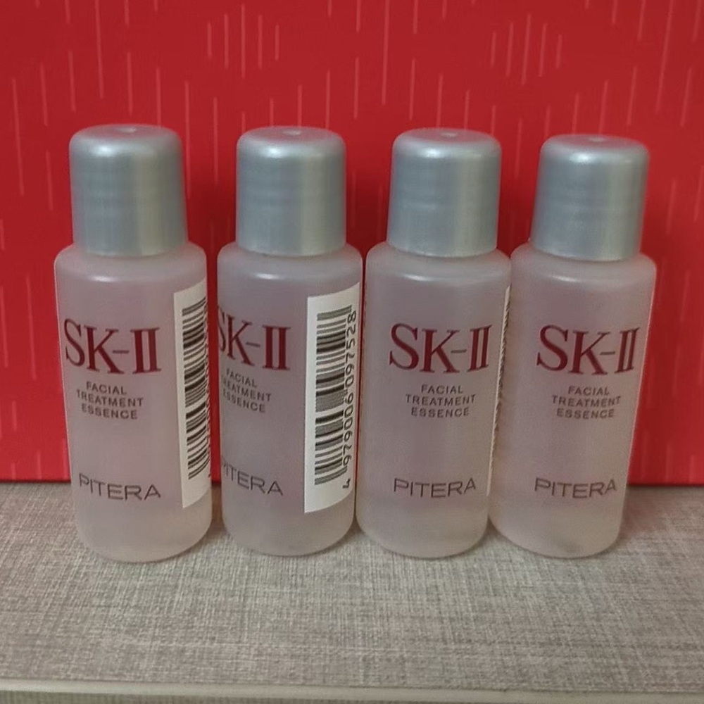 4* SK-II Facial Treatment Essence 10ml Mini Size